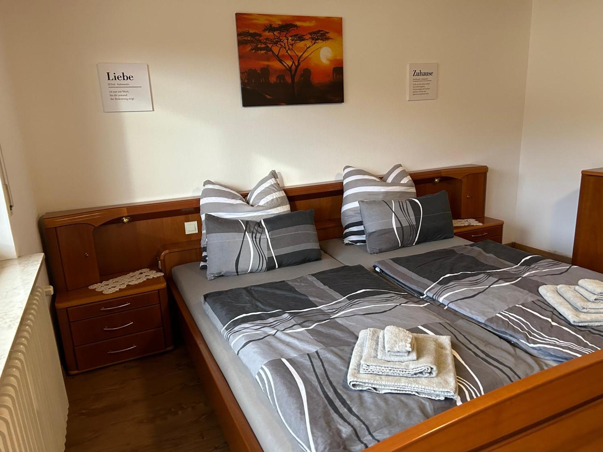 Ferien- Und Monteurwohnung Zum Waldblick 外观 照片